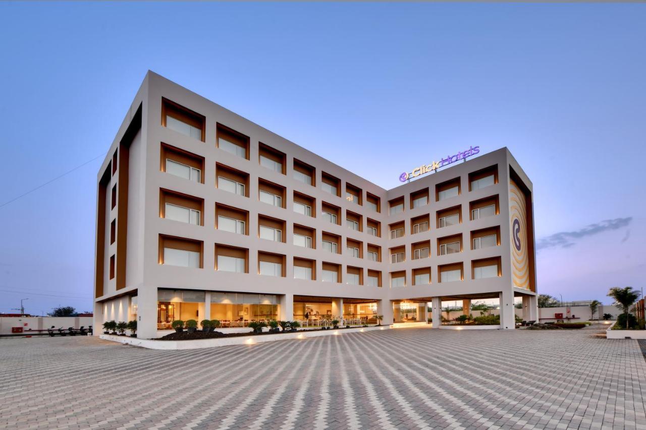 Click Hotel Pithampur Mhow Eksteriør bilde