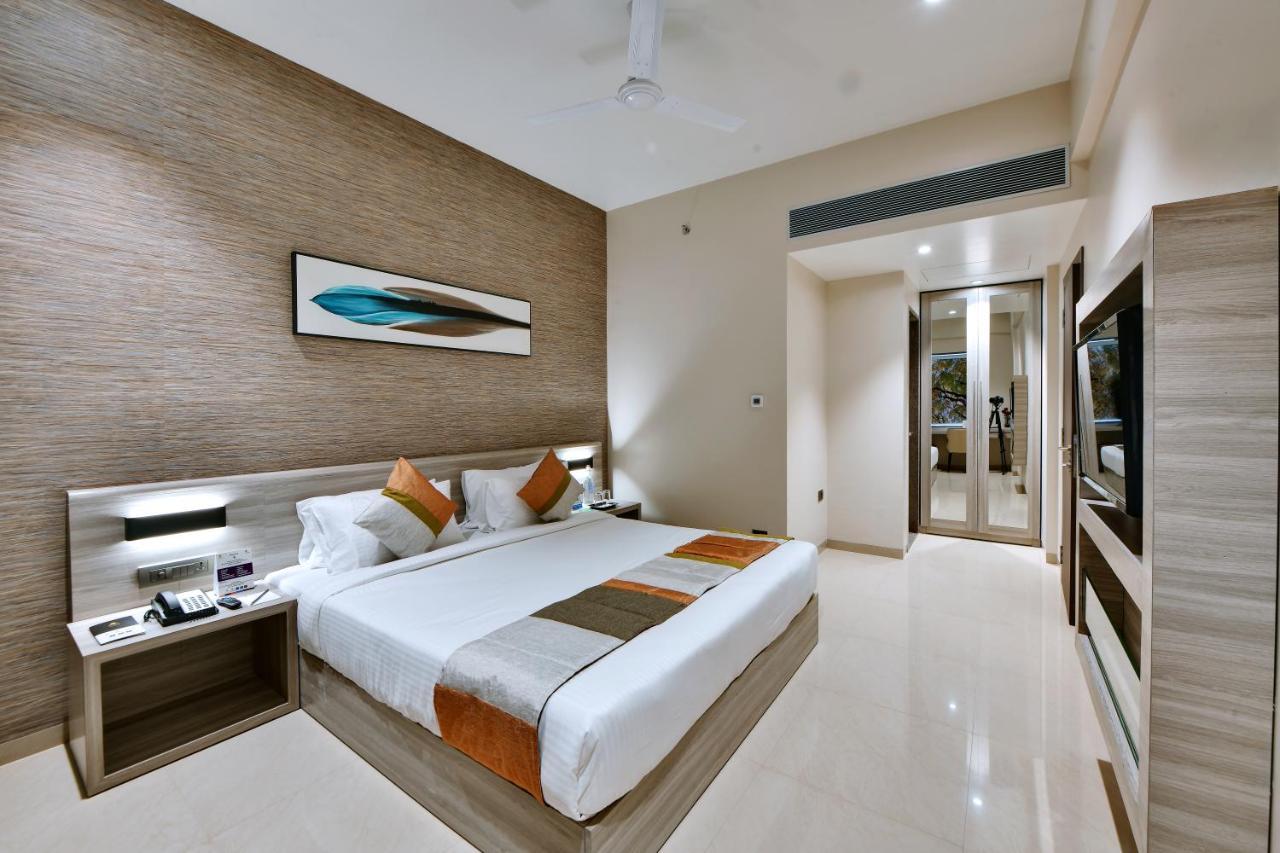 Click Hotel Pithampur Mhow Eksteriør bilde